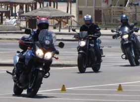 במשקף ורוד – חזרת פתאום