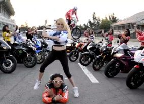 קוקוריקו: Gangnam Moto Style