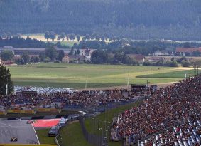 F1 אוסטריה: בוטס מזנק ראשון