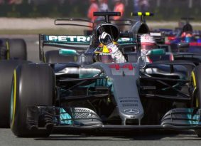 F1: מונזה מירוץ – ללא מאמץ, המילטון מוביל את הטבלה