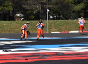 F1 צרפת מירוץ: המילטון מטייל לו