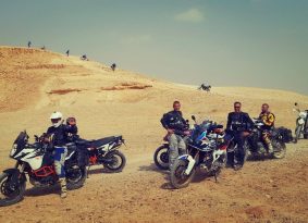 זולו במדבר 2018: מידברן אופנועים