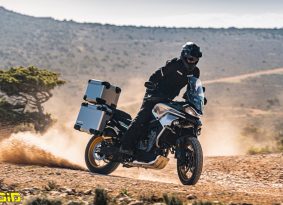 סי.אף מוטו חושפת את ה-800MT: אדוונצ'ר עם מנוע KTM