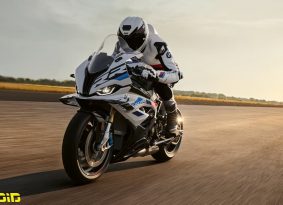 ב.מ.וו: S1000RR מעודכן ל־2023