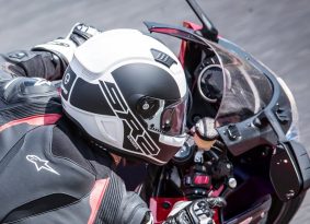 היי סייד אופנועים: קסדת שוברט SR2 במחיר 🔥