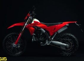 חדש בישראל: דוקאטי Desmo450 EDS