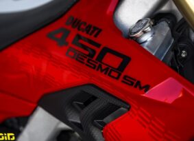 לרגל חגיגות המאה: דוקאטי חושפת את ה-Desmo450 SM