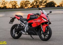 ב.מ.וו חושפת F450RR עם ארבע גרסאות
